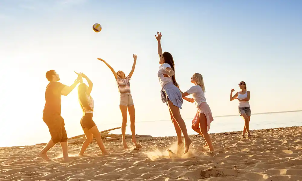 team building roma beach game